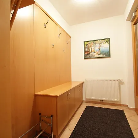 Daire Apart Nicole See